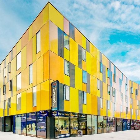 Travelodge London Barking Exterior photo