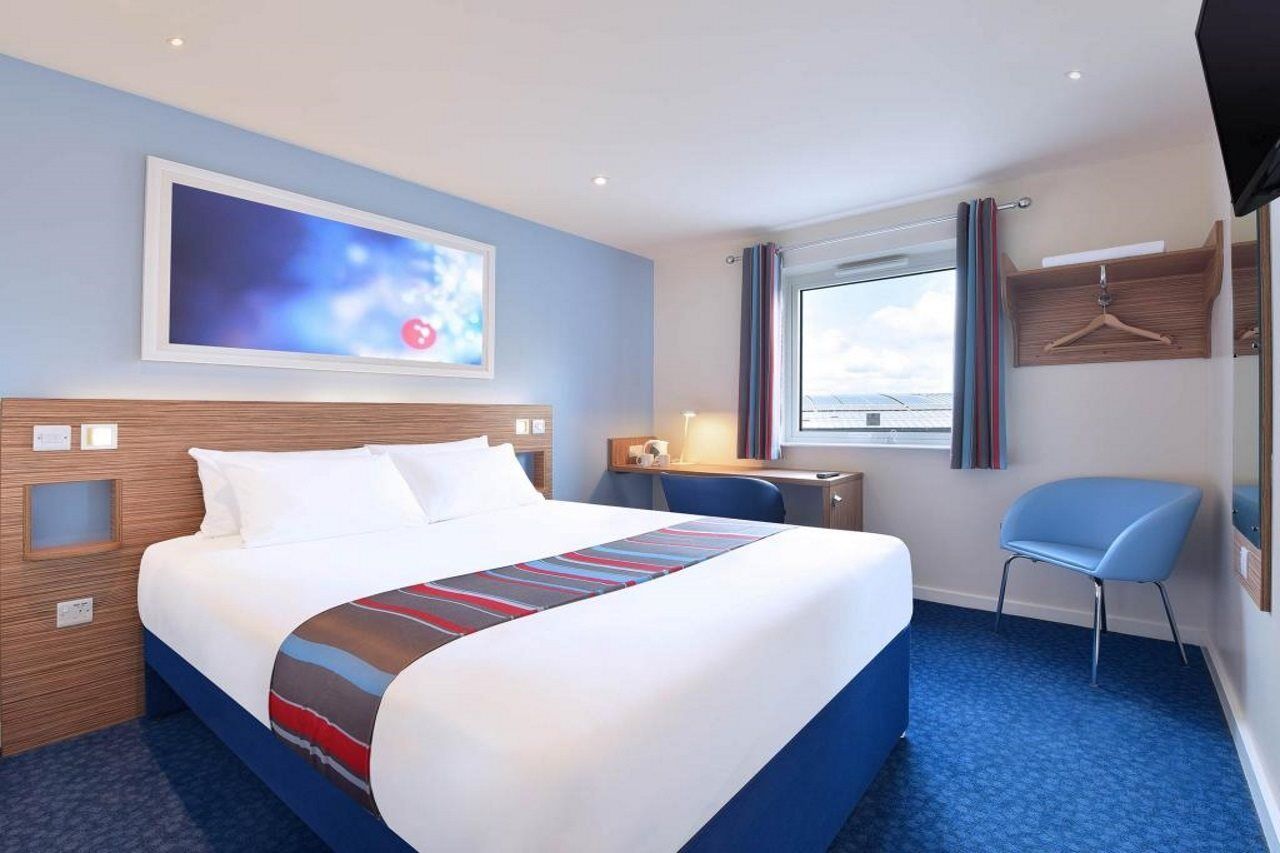 Travelodge London Barking Exterior photo