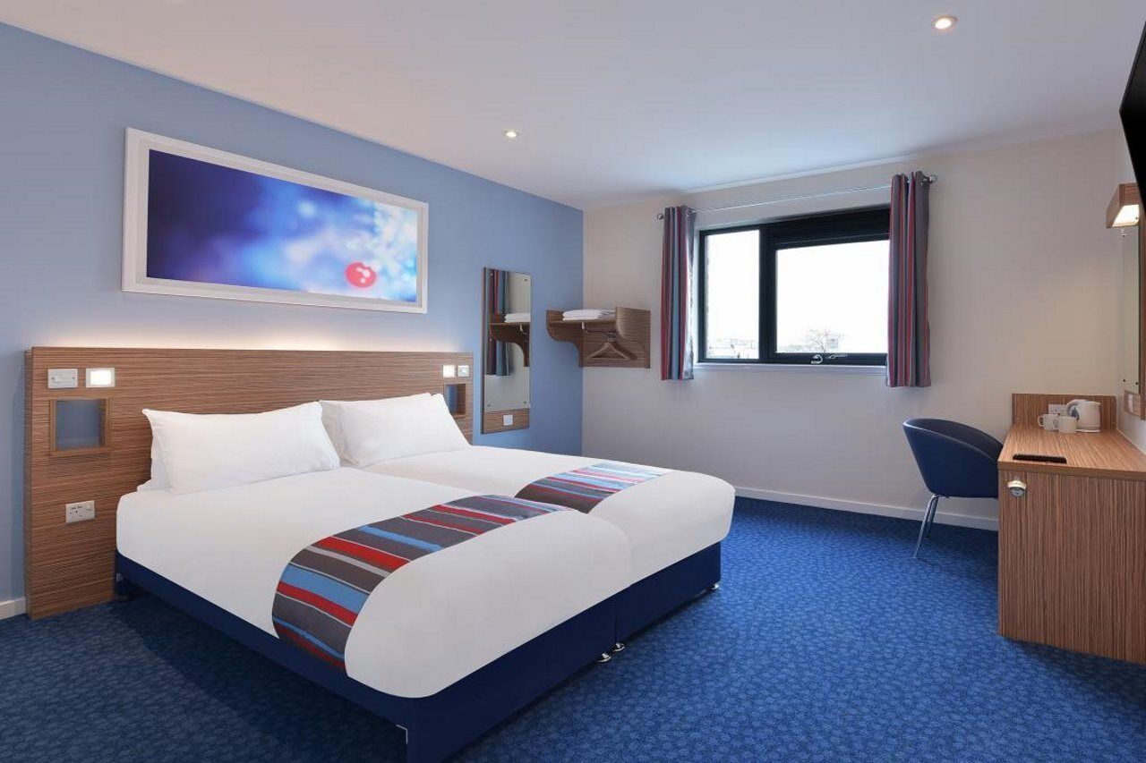 Travelodge London Barking Exterior photo